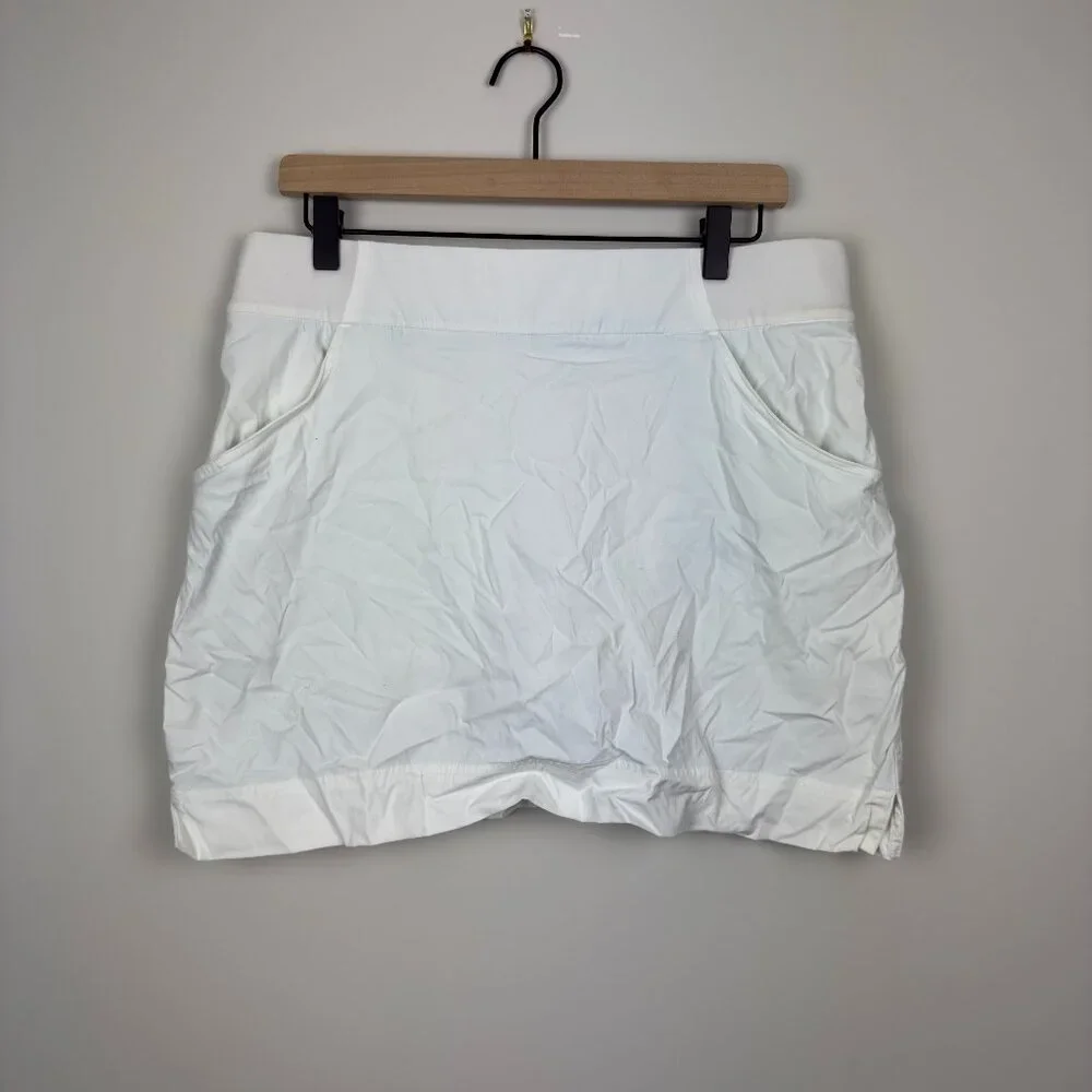 Columbia Women's Qualifier Golf Skort, Size L - Picture 1 of 6